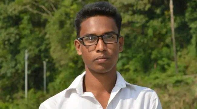 বৈদ্যুতিক খুঁটি ভেঙ্গে যুবকের মৃত্যু