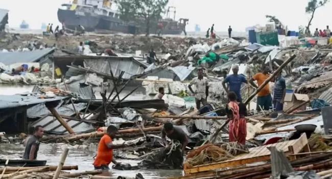ঘূর্ণিঝড় সিত্রাং আঘাত হানার ২ দিন গেলেও ফেরেনি বিদ্যুৎ