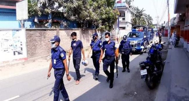 প্রশাসনের নিরপেক্ষ হওয়া কি অপরাধ?