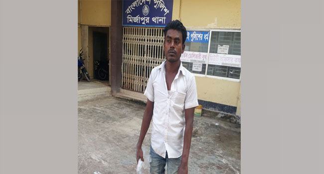 মির্জাপুরে যুবলীগ নেতা ও তার সহযোগীদের হামলায় অটোরিকশাচালক আহত