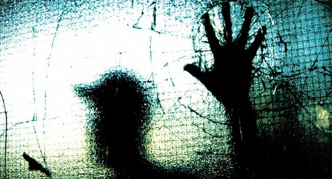 বুঝিব কেমনে : কে পুলিশ আর ছিনতাইকারী কোন জন