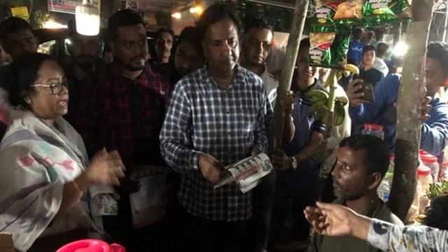 কাউখালীতে বিএনপি’র কেন্দ্রীয় নেতাদের লিফলেট বিতরণ
