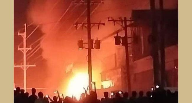 কক্সবাজার পেকুয়া বাজারে ভয়াবহ অগ্নিকাণ্ড