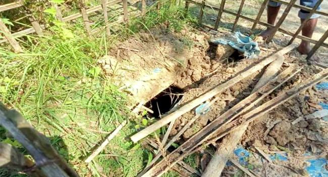 দেবীগঞ্জে কবরস্থান থেকে কঙ্কাল চুরি