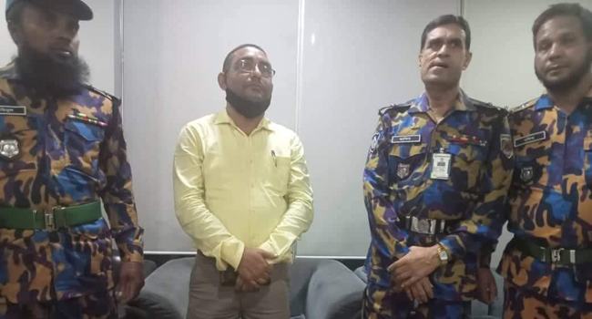 সৈয়দপুর বিমানবন্দরে আ’লীগ নেতা ইয়াবাসহ আটক