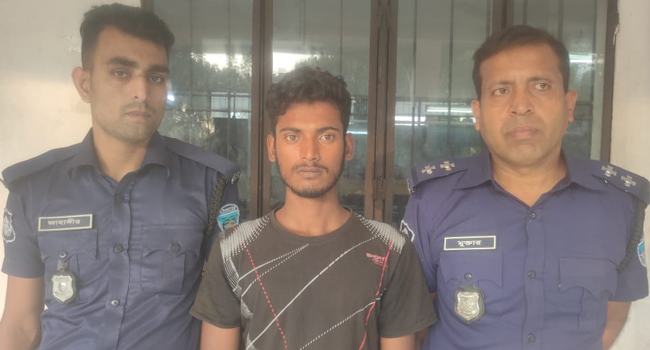 ঢাকা-চট্টগ্রাম মহাসড়কে চালককে খুন, লাশ ফেলা হয় ফেনীর কসকায়