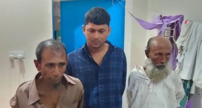 ভাণ্ডারিয়ায় ব্যাংক থেকে প্রতারক চক্রের ৩ সদস্য আটক