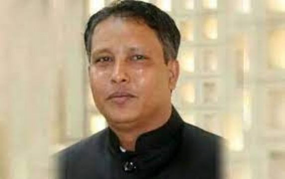 পরশুরামে ইউপি সদস্যকে মারধর করে সিগারেটের ছ্যাকা দিয়েছেন পৌর মেয়র