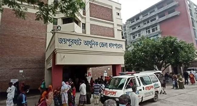 জয়পুরহাটে মোটরসাইকেল নিয়ন্ত্রণ হারিয়ে নিহত ১