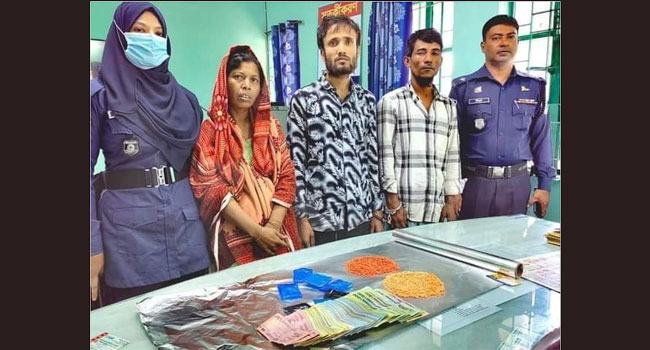 নোয়াখালীতে ইয়াবাসহ ৩ রোহিঙ্গা আটক