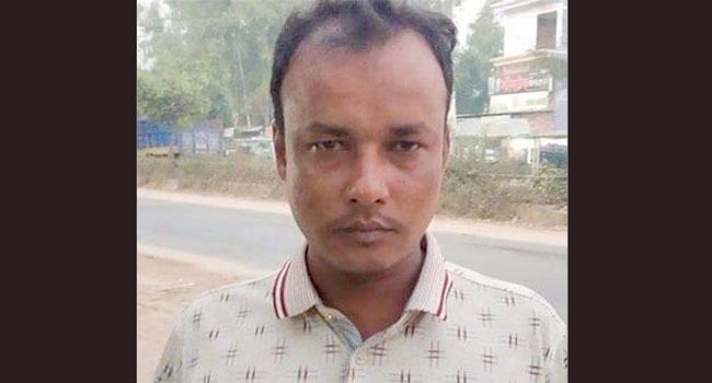 মহাদেবপুরে স্বেচ্ছাসেবক দল নেতা গ্রেফতার