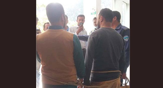 ফেনীতে সাংবাদিককে কোমরে রশি বেঁধে আদালতে পাঠানোর তীব্র নিন্দা
