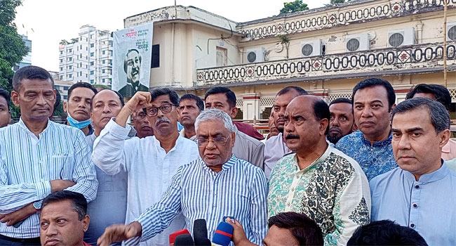সাধারণ মানুষ তাদের দাবি নিয়ে সমাবেশে যোগ দিচ্ছেন : বরকত উল্লাহ বুলু