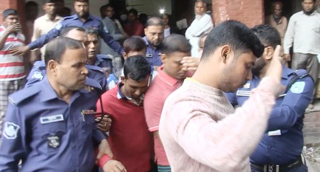অন্তঃসত্ত্বা প্রেমিকাকে ধর্ষণ ও হত্যা : প্রেমিকসহ ৫ জনের আমৃত্যু কারাদণ্ড