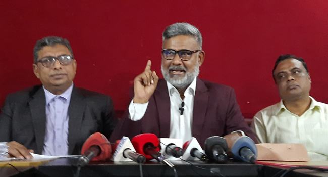 যশোর বোর্ডে মেয়েদের টপকাতে পারছে না ছেলেরা