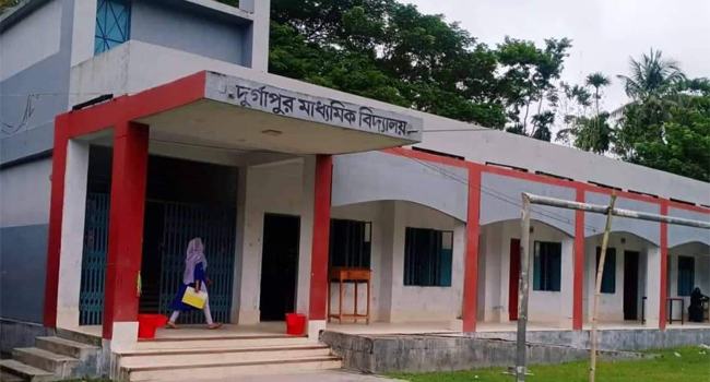 রাতে সন্তান প্রসবের পর সকালে পরীক্ষা দেয়া হাসিনা পেলো জিপিএ-৫