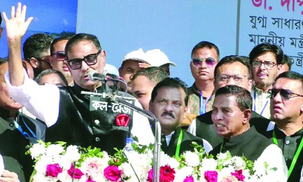 হুমকি দিয়ে পতন ঘটানো যাবে না সরকারের