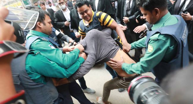 জাতীয় নির্বাচন নিয়ে সঙ্ঘাত