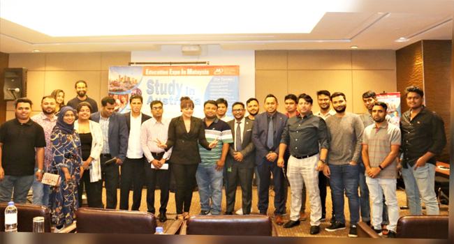 বাংলাদেশীদের উচ্চ শিক্ষা অর্জনে মালয়েশিয়ায় শিক্ষা মেলা অনুষ্ঠিত