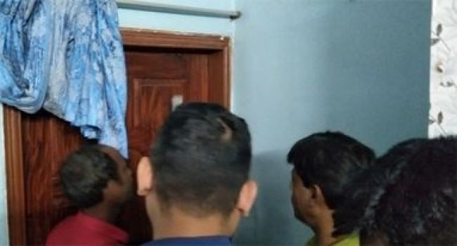সৈয়দপুরে দরজা ভেঙে যুবকের লাশ উদ্ধার