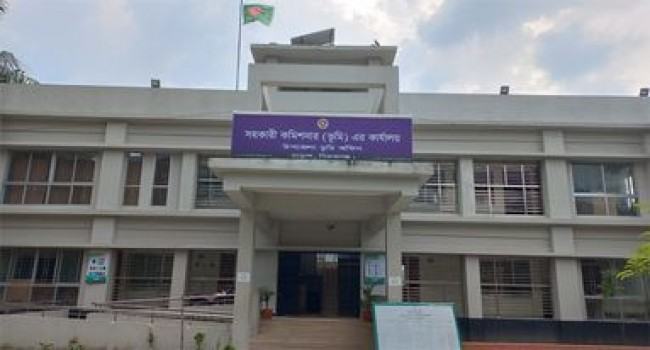 তাড়াশে এসিল্যান্ড না থাকায় কাজে স্থবিরতা