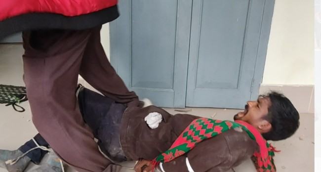 ইসলামপুর স্বাস্থ্য কমপ্লেক্সের নার্সকে ধর্ষণের চেষ্টায় গ্রেফতার