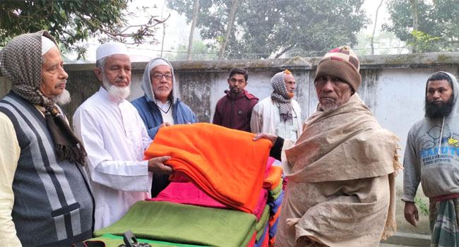 যশোরে জামায়াতের কম্বল বিতরণ