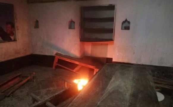 বগুড়া জেলা ছাত্রলীগ কার্যালয়ে ভাঙচুর-আগুন