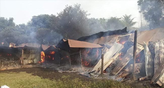 গোবিন্দগঞ্জে পাটের গুদামে আগুন, ৪ কোটি টাকার ক্ষতি