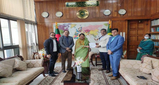 পদত্যাগপত্র জমা দিলেন এমপি হারুন