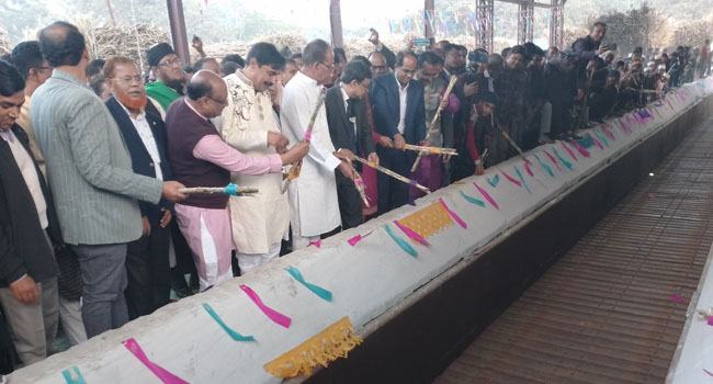 দর্শনা কেরু চিনিকলে আখ মাড়াই উদ্বোধন