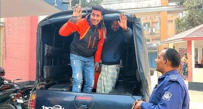 চুয়াডাঙ্গা জেলা ছাত্রদলের নেতাসহ গ্রেফতার ২, পাঠানো হলো জেলহাজতে
