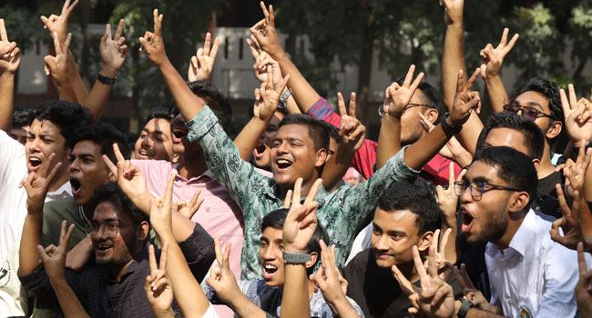 ফেল করা শিক্ষার্থীও পাস বেড়েছে নতুন জিপিএ ৫
