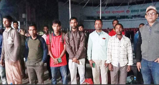 ভারতে সাজাভোগ শেষে দেশে ফিরলেন ১৭ বাংলাদেশী