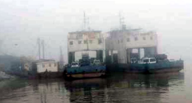 দৌলতদিয়া-পাটুরিয়া নৌরুটে ফেরি চলাচল স্বাভাবিক