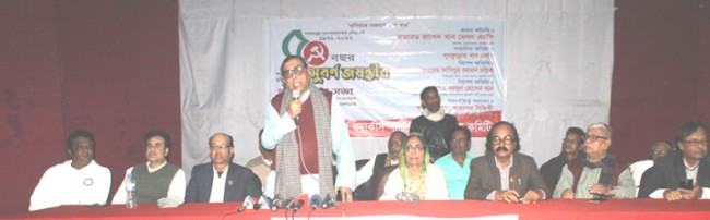 বাজারের থলে শূন্য হয়ে যাওয়ায় উন্নয়ন গল্প হয়ে যাচ্ছে : মেনন