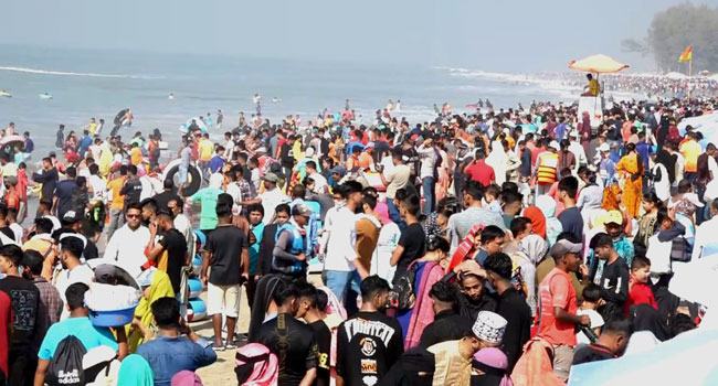 থার্টি ফাস্ট নাইট উদযাপনে প্রস্তুত কক্সবাজার, নিরাপত্তা জোরদার