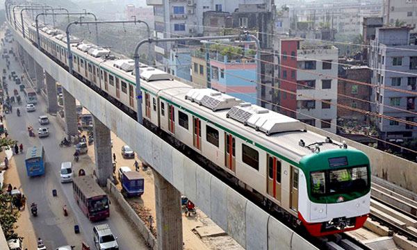 মেট্রোরেলে স্বপ্নযাত্রা