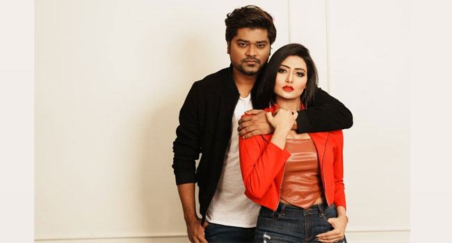 অধরা-ইভানকে নিয়ে মাজহার বাবুর ‘ঠোকর’