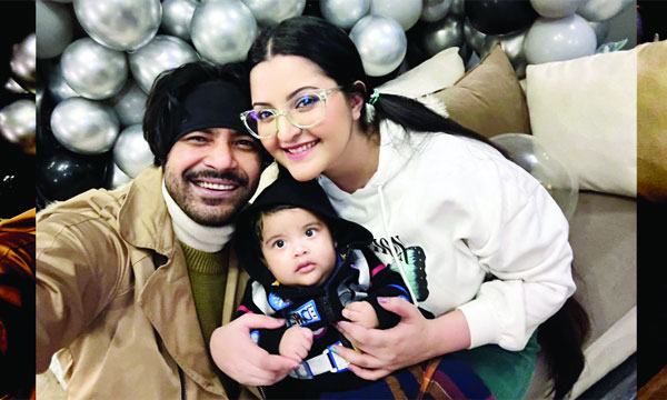আবার এক হলেন রাজ-পরী