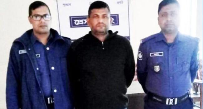 ঈশ্বরদীতে আলোচিত রিকশাচালক হত্যা মামলার আরো ২ আসামি গ্রেফতার