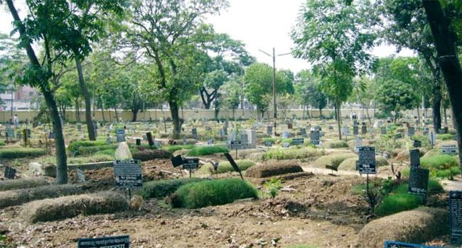 পাটগ্রামে ছুরিকাঘাতে নিহত অধ্যক্ষের জানাজা ও দাফন