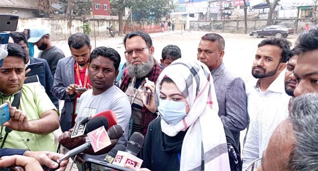 ব্রাহ্মণবাড়িয়া উপনির্বাচন : কেন্দ্রে এসেও ভোট দেননি আবু আসিফের স্ত্রী, স্বামীর সন্ধান দাবি