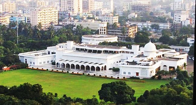 রাষ্ট্রপতির যোগ্যতা, নির্বাচন, ক্ষমতা ও স্বাতন্ত্র্য