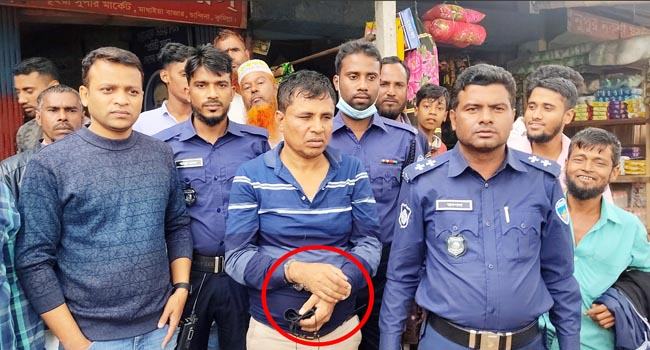 মহাসড়কে যাত্রী অপহরণকালে ভুয়া ডিবি পুলিশ আটক