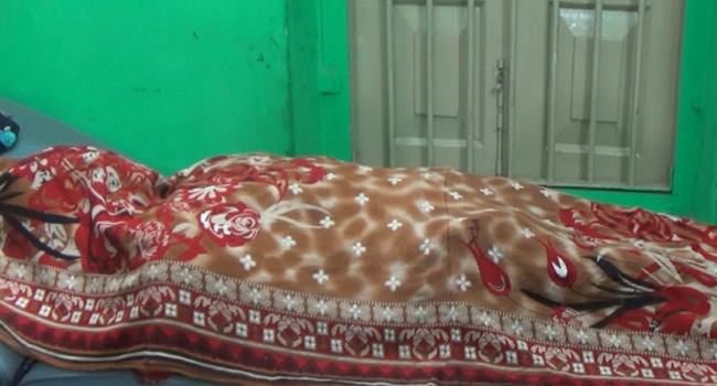 ঘোড়াঘাটে জমি নিয়ে দু’পক্ষের সংঘর্ষে স্ত্রী নিহত, স্বামী আহত