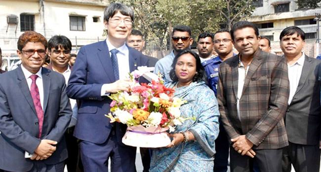 নাসিকের উন্নয়ন কার্যক্রম পরিদর্শন জাপান রাষ্ট্রদূতের
