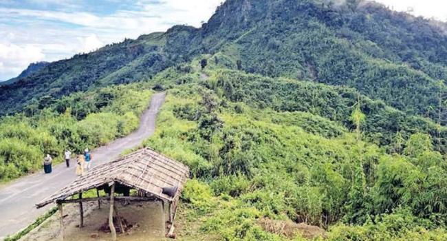 বান্দরবানে র‌্যাবের সাথে সন্ত্রাসী ও কেএনএফ’র সংঘর্ষ চলছে