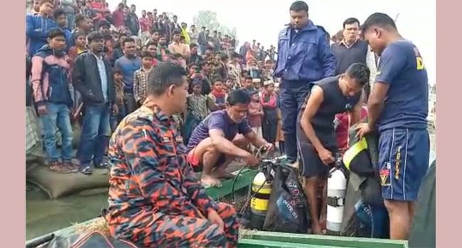 সাঁতারের বাজিতে নিখোঁজ তরুণের সন্ধান মেলেনি, উদ্ধার অভিযান সমাপ্ত