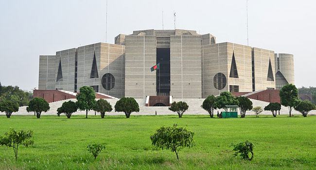 হাট-বাজারের খাস জমি দখল করলে জেল-জরিমানা